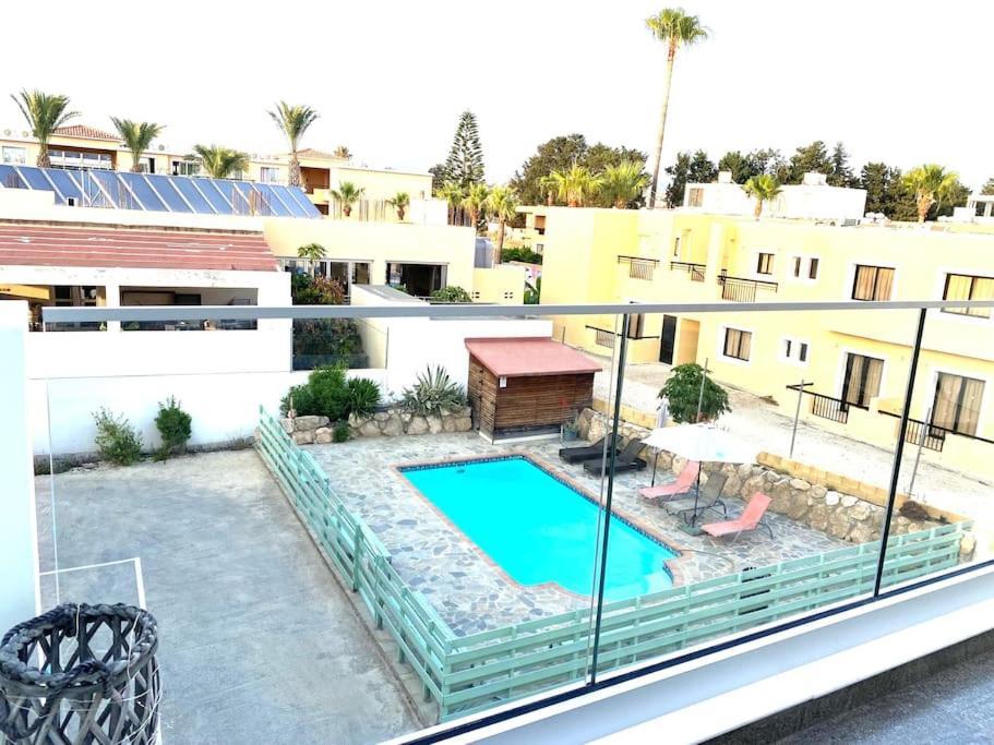 파포스 Ev Zin - Modern, Cozy, 1 Bed, Pool, 2 Balconies, A105 아파트 외부 사진
