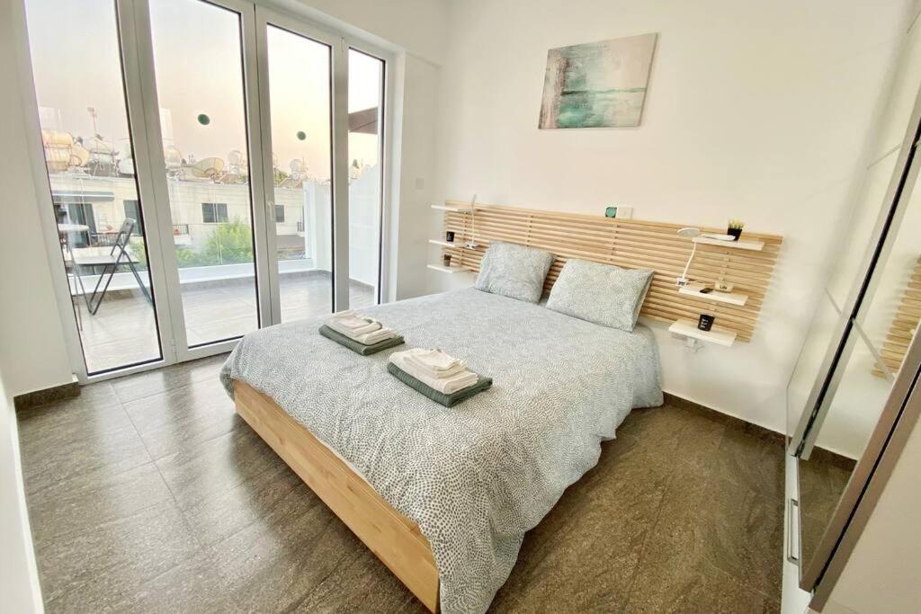 파포스 Ev Zin - Modern, Cozy, 1 Bed, Pool, 2 Balconies, A105 아파트 외부 사진