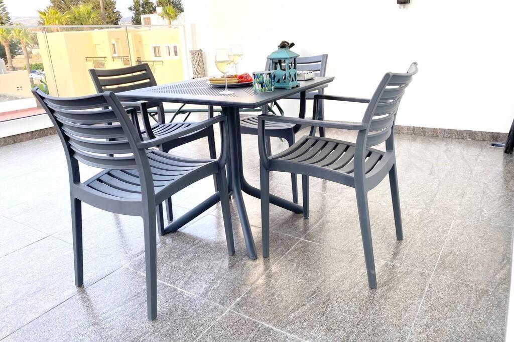 파포스 Ev Zin - Modern, Cozy, 1 Bed, Pool, 2 Balconies, A105 아파트 외부 사진